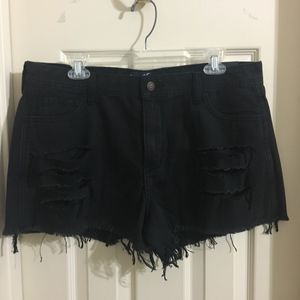 Hollister Distressed Black Cut Offs Sz 15 *NWT*